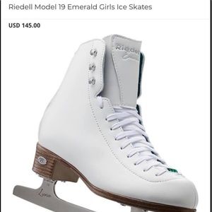 Girl’s Riedell Emerald Figure Skates-Size 1 1/2.